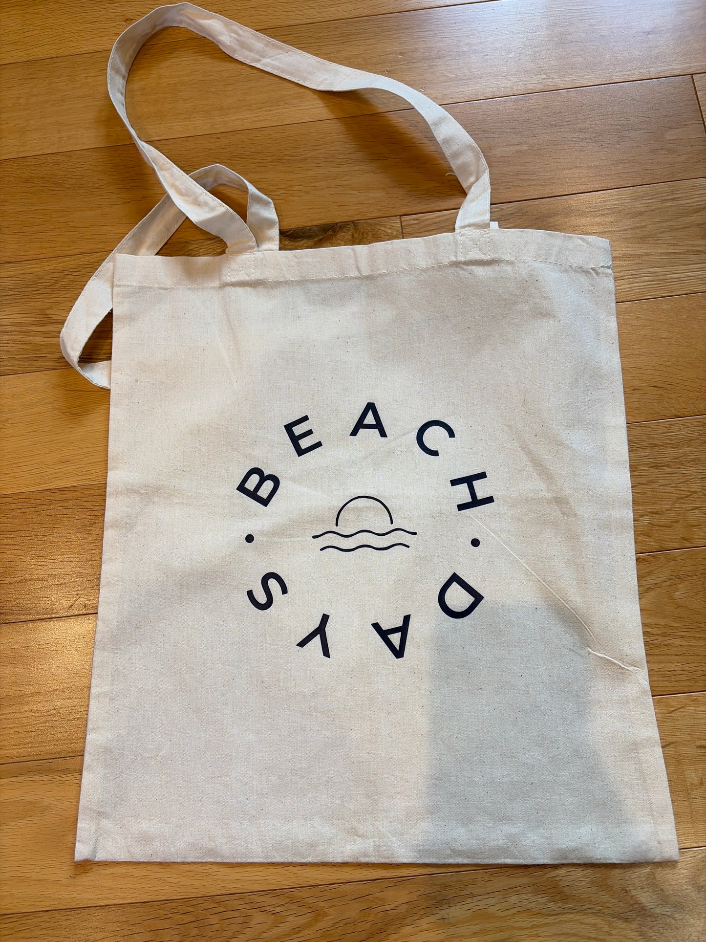 Cream beach days tote