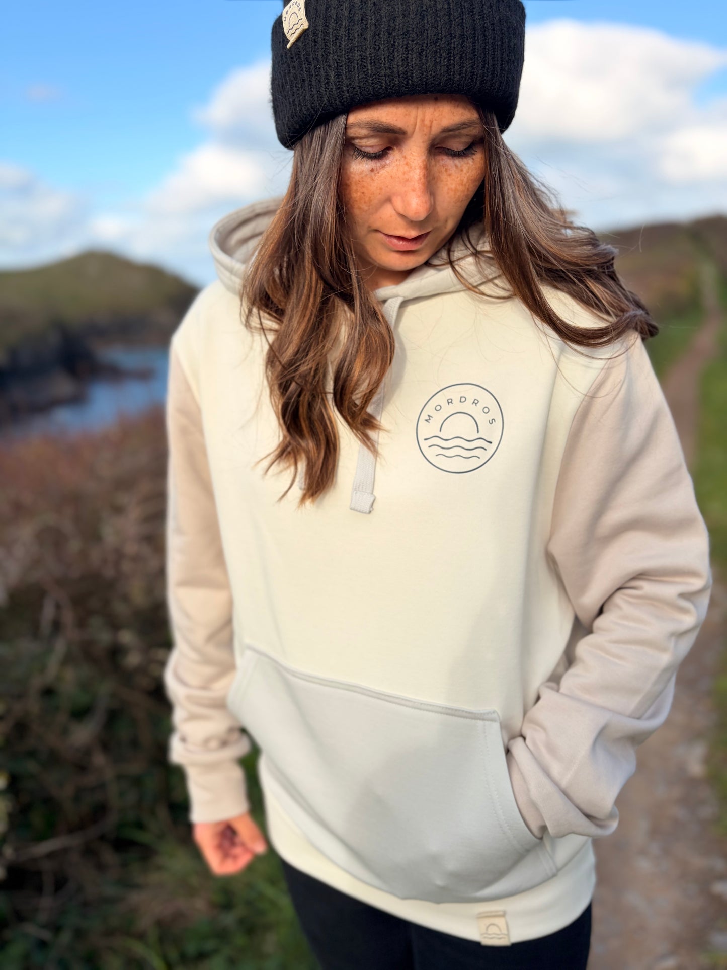 Contrast Organic Cotton Raglan Hoody