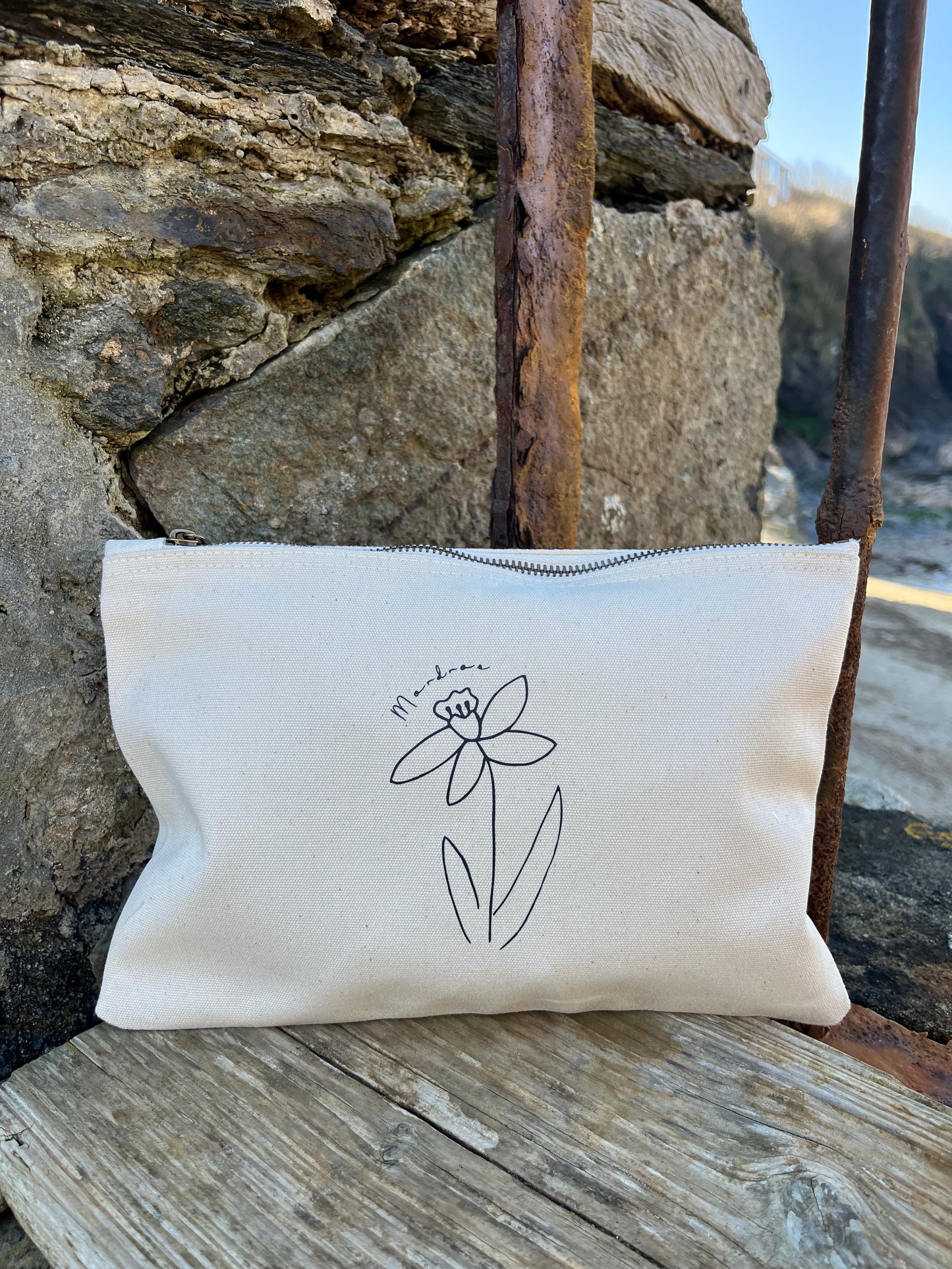 Daffodil Make Up Bag