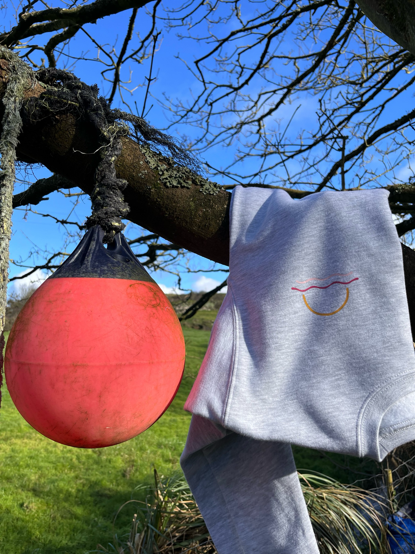 Grey Circle Design Jumper