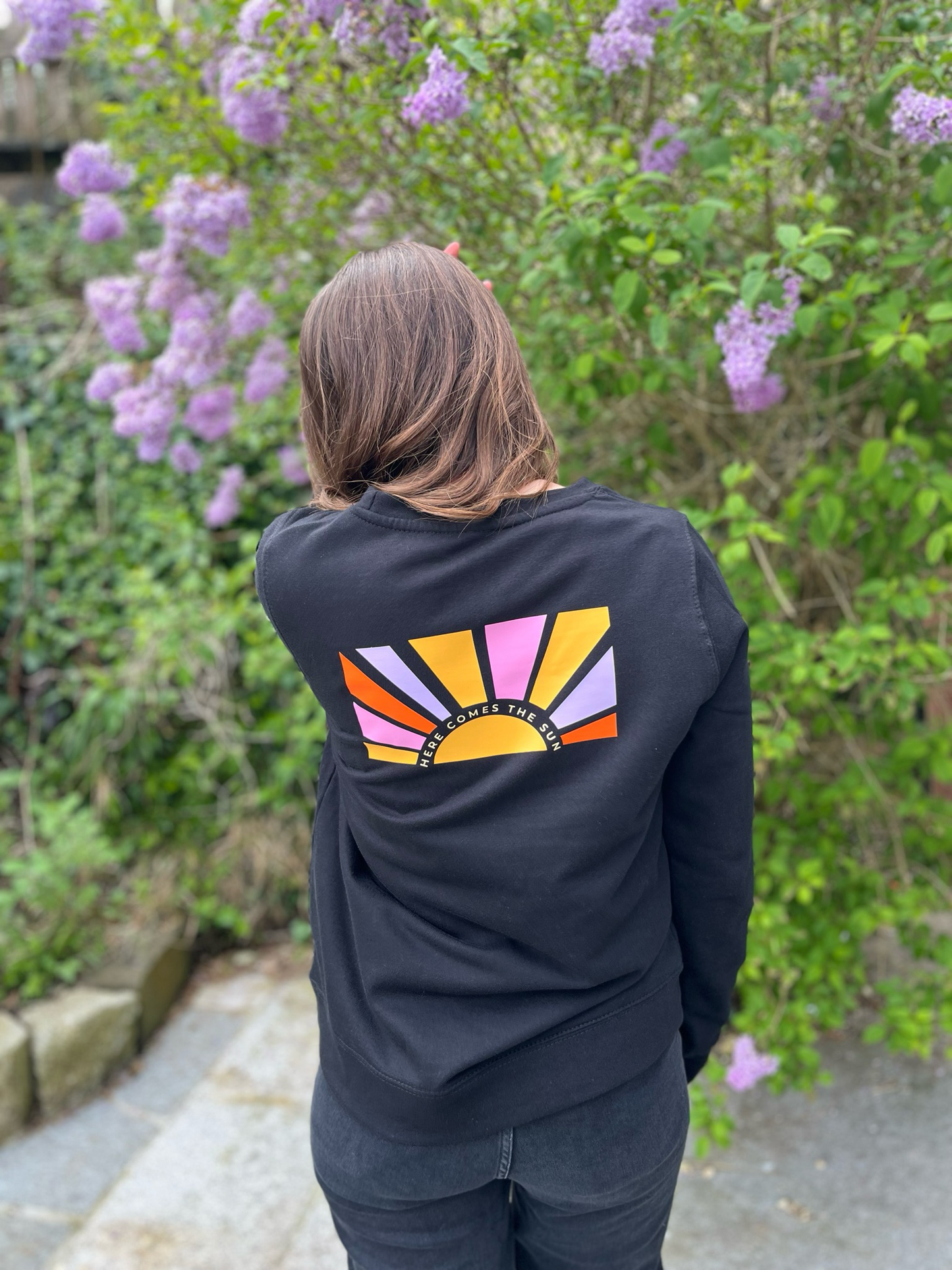 Black Retro “Here Comes The Sun” Jumper