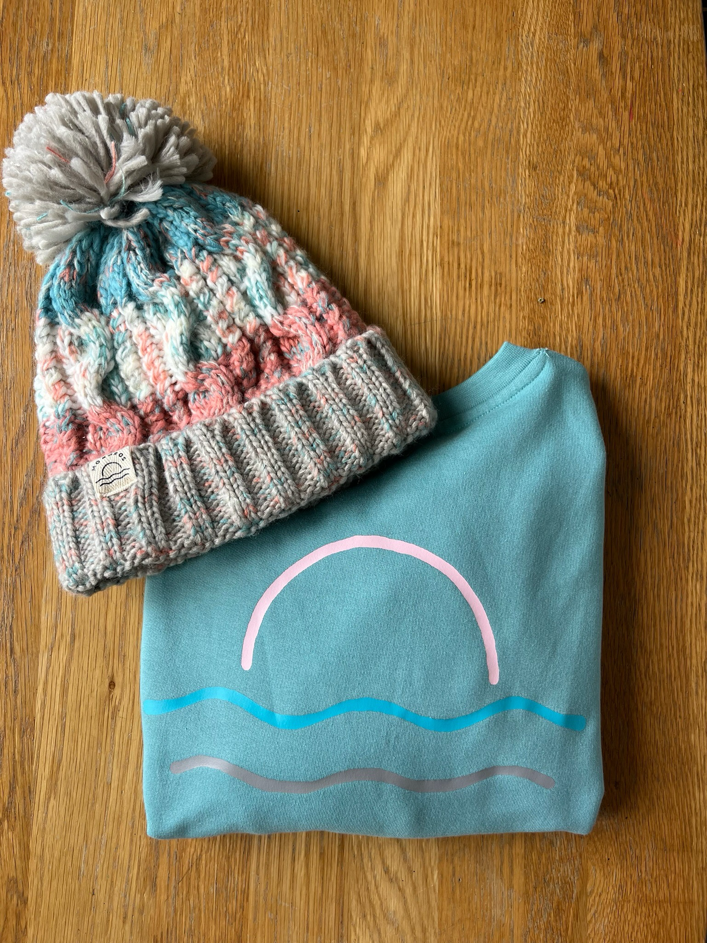 Turquoise Retro Sunset Jumper