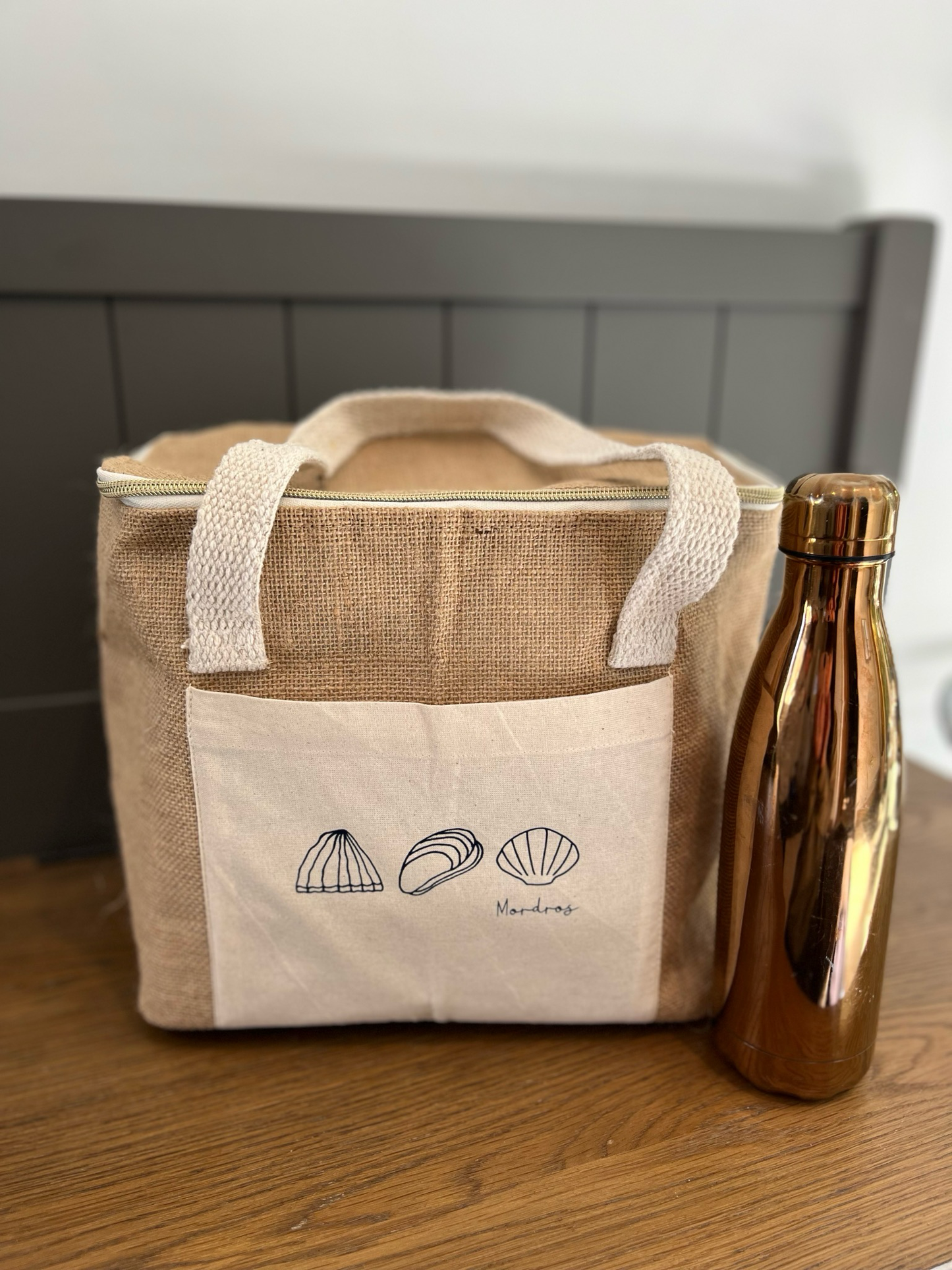 Shell Design Jute Cool Bag