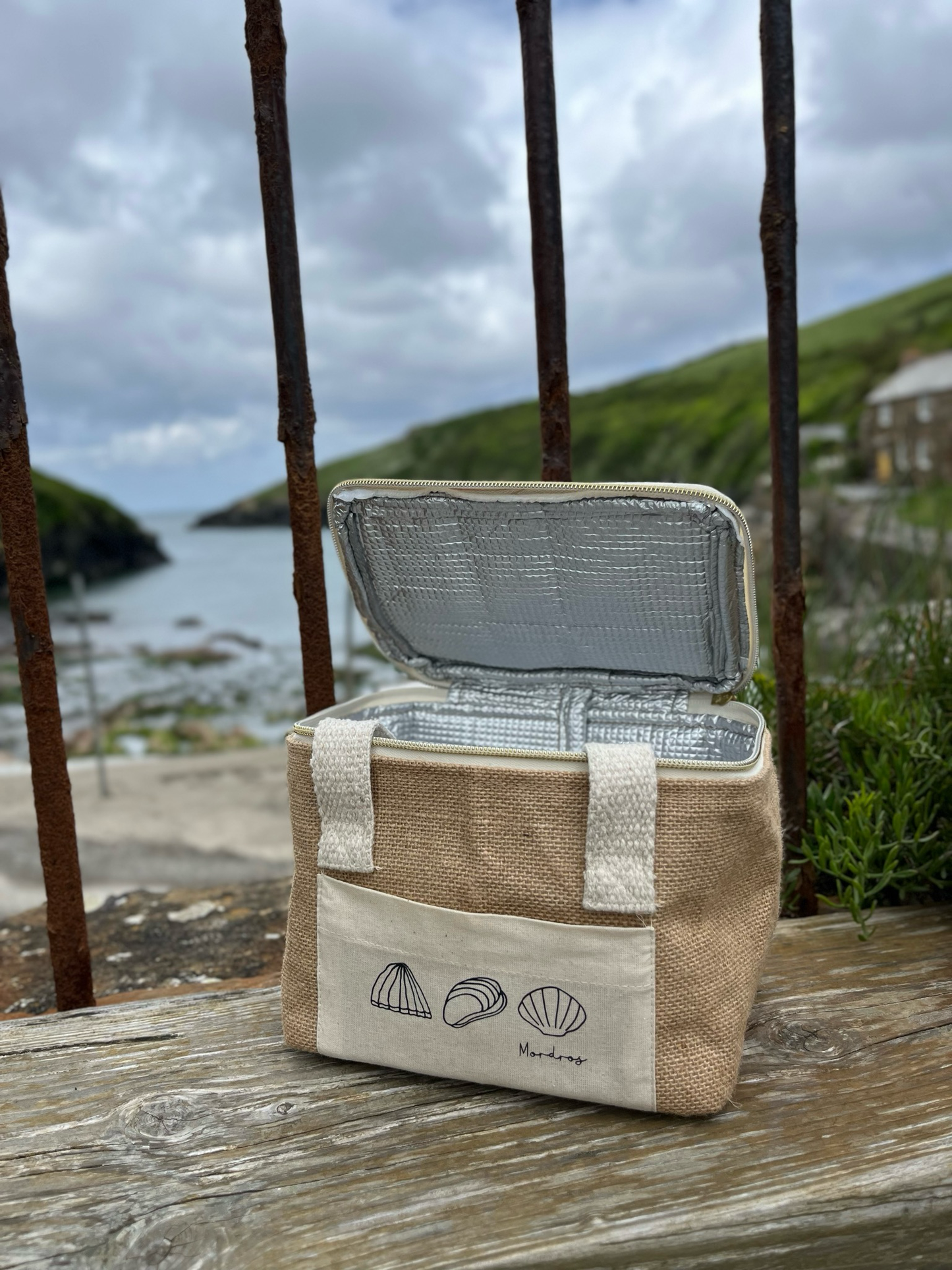 Shell Design Jute Mini Cool Bag