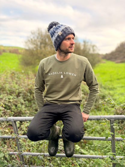 Olive Men’s Nadelik Lowen Christmas Jumper