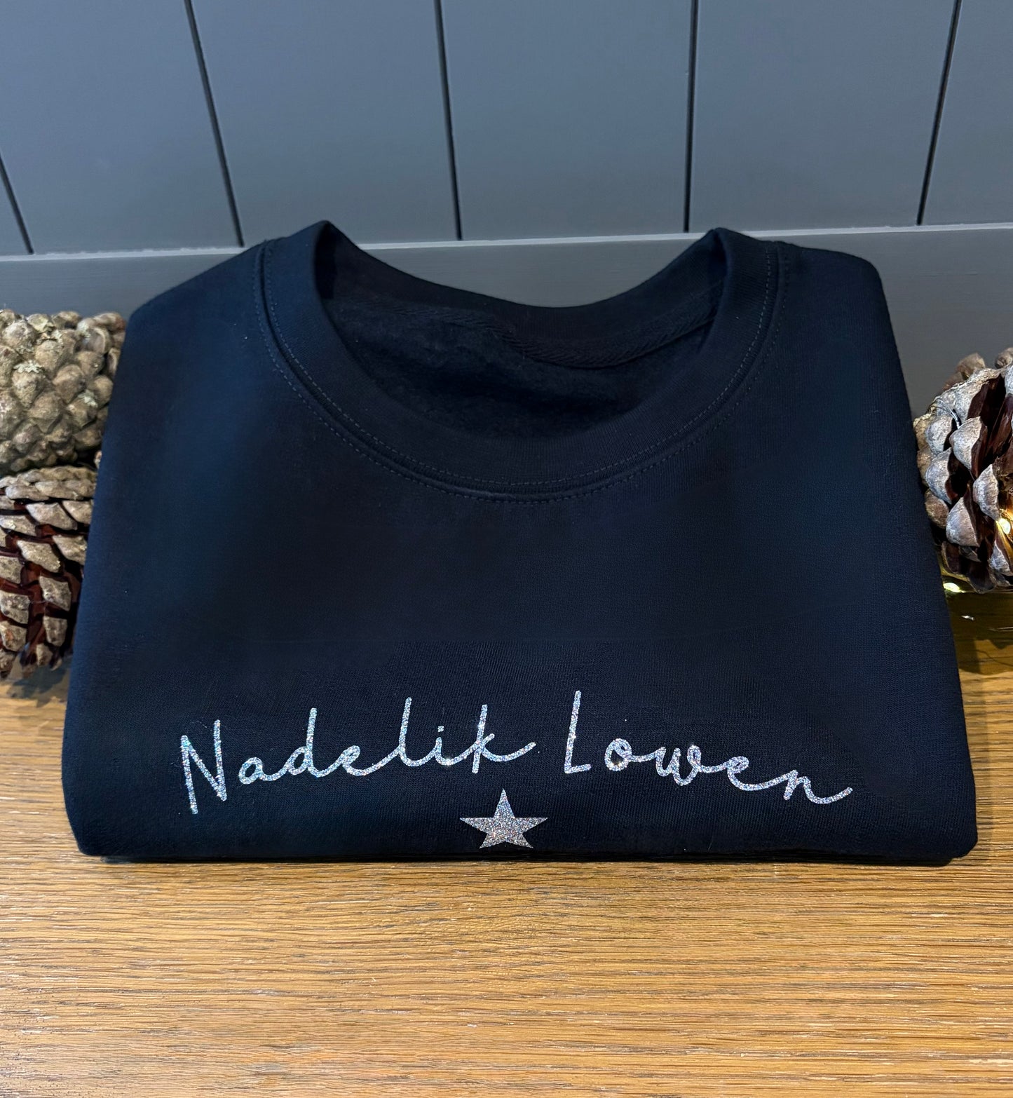 Black Nadelik Lowen Christmas jumper