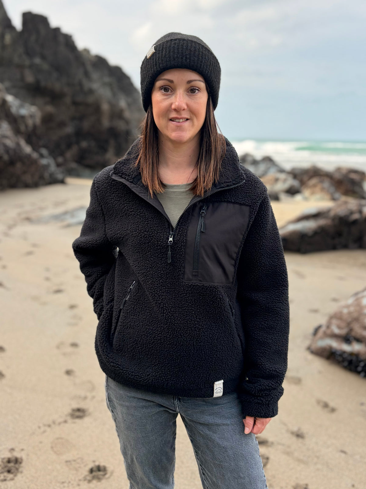 Recycled Fabric Black 1/4 Zip Fleece